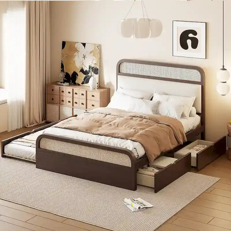 Letto a piattaforma Queen in legno di canna Boho con testiera in legno, letto estraibile e 2 cassetti portaoggetti