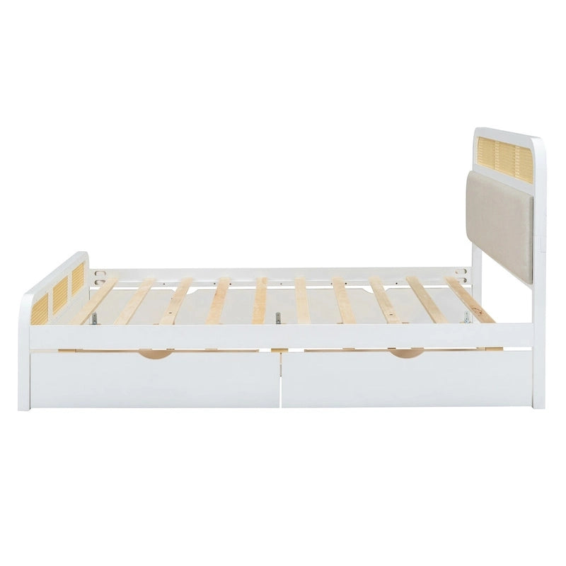 Letto a piattaforma Queen in legno di canna Boho con testiera in legno, letto estraibile e 2 cassetti portaoggetti