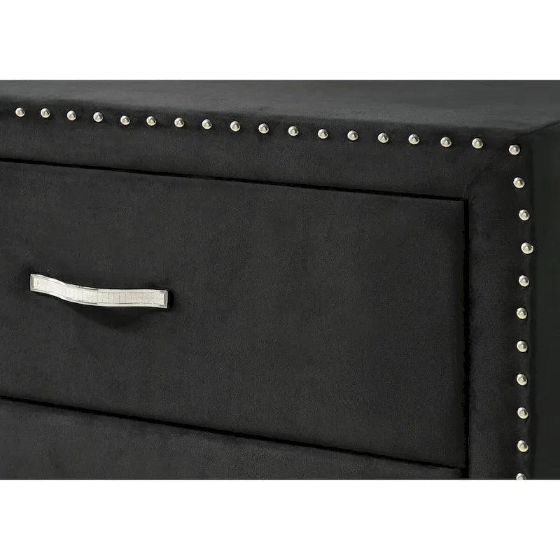 Letto king size Sheridan con pannello imbottito e capitonné, in velluto nero con alette laterali