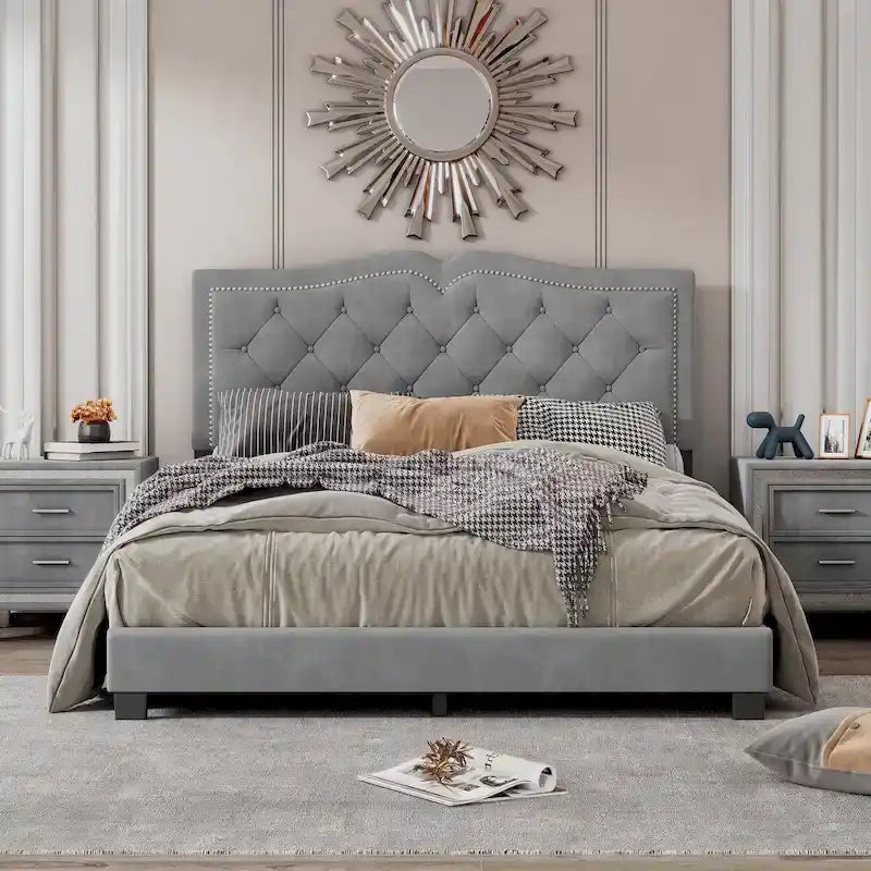 Struttura letto imbottita queen size con design a rivetto