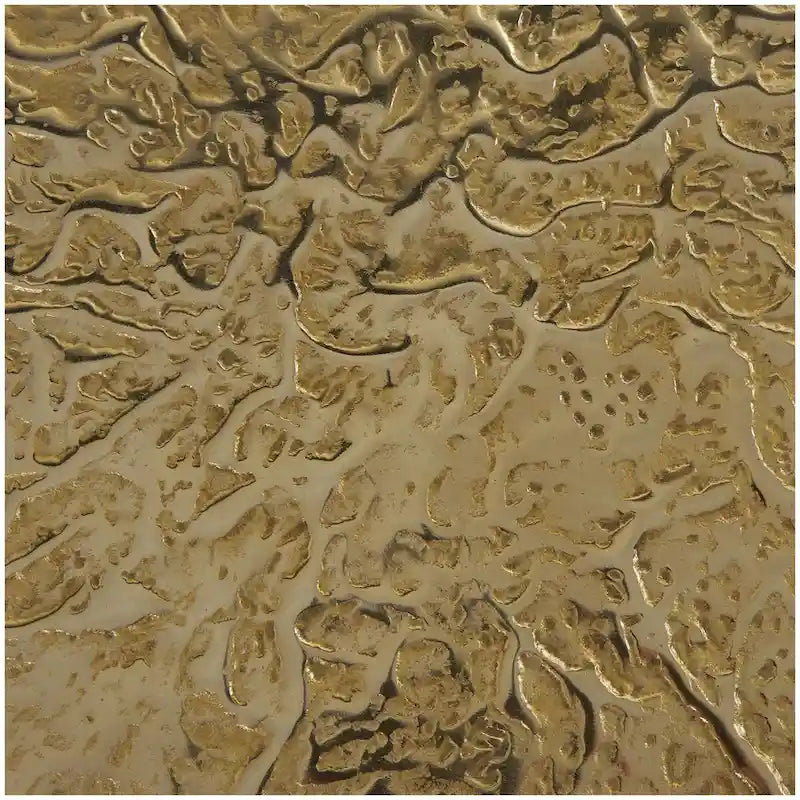 Tavolino d'appoggio/laterale stretto geometrico in metallo e alluminio con texture - Argento, Oro o Grigio